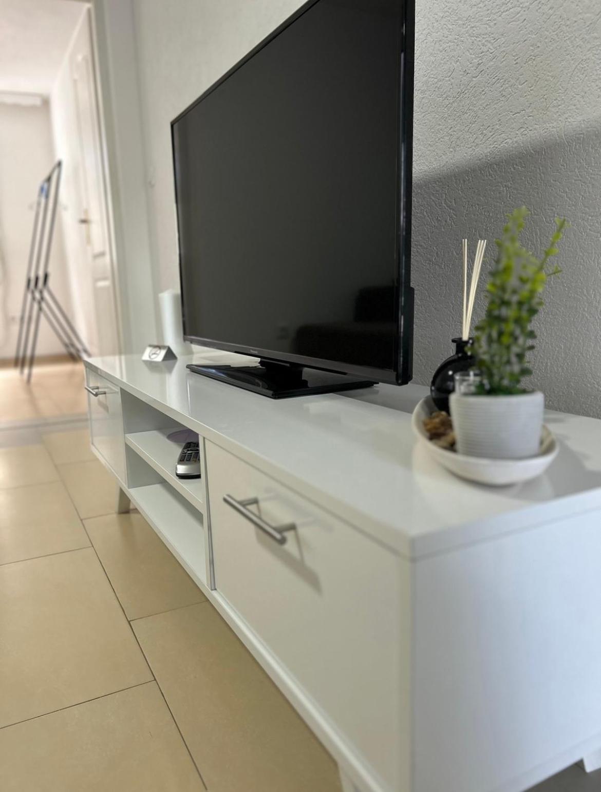 Apartmani Star Tuzla Buitenkant foto